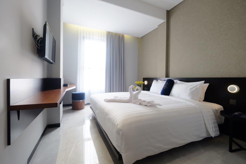 superior room discount 10% from base rate